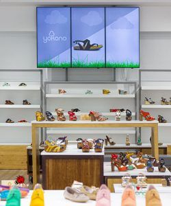 Pantallas digitales para tiendas de moda o retail